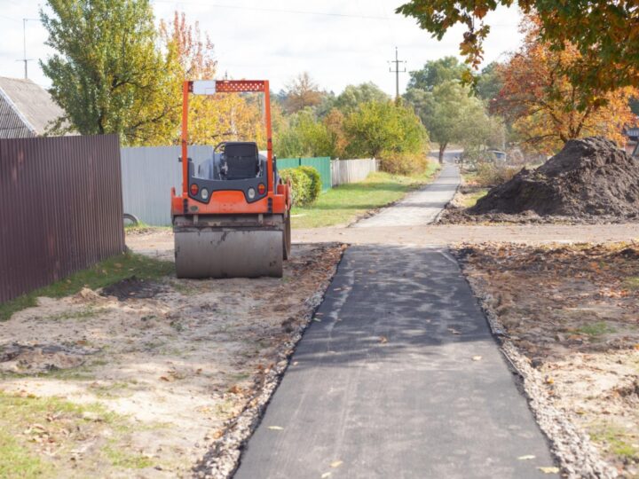 Zakończenie pierwszej fazy remontu drogi dla pieszych i rowerzystów przy ul. Niestachowskiej, a rozpoczęcie drugiego etapu prac